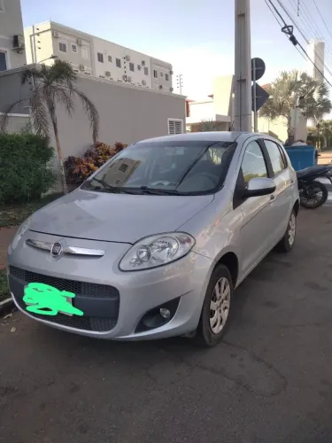 Fiat Palio Attractive 1.0 EVO Fire Flex 8V 5P 2013