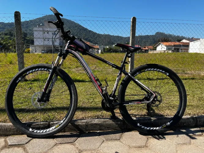 Mountain Bike Bullet 29 | Aro 29 | Freio a Disco | R$ 900