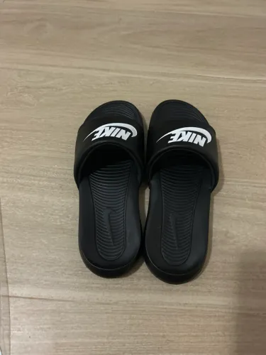 Chinelo Nike 