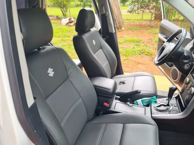 Suzuki Grand Vitara 2.0 16V 4x2/4x4 5P Aut. 2015