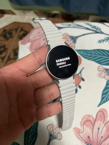 Samsung Watch 7 44 + samsung s23 zero