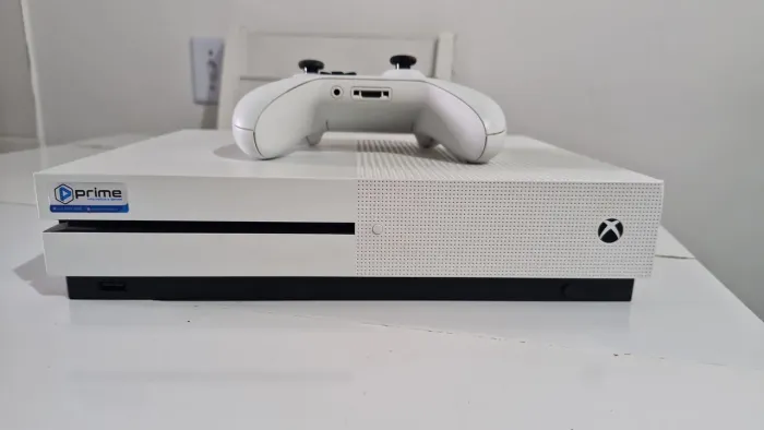 VENDO XBOX ONE S BRANCO - 1TB