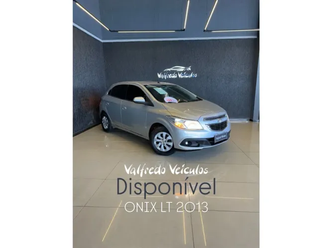Chevrolet Onix Hatch LT 1.0 8V Flex Mec. 4P 2013