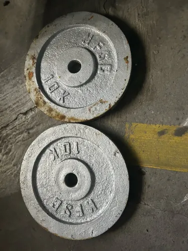 Vendo 2 anilhas de 10kg