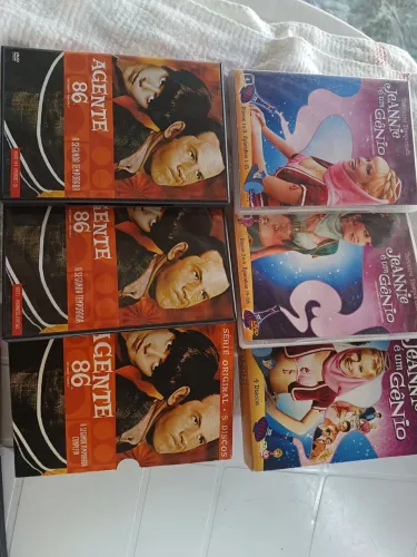 DvD Seriados Original um clássico, dos cinemas, completo otimo.estado de conservação,