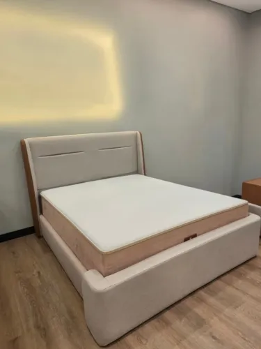 Cama King Monza - Simmons