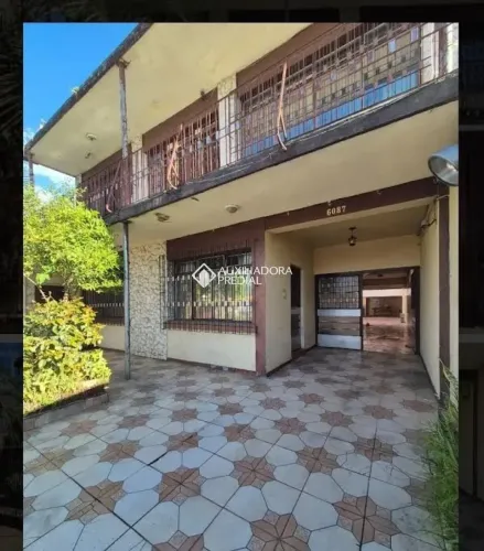Apartamento 5 quarto(s), no bairro Partenon