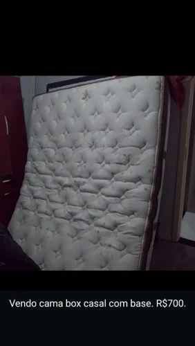 Vendo cama casal box em ótimo estado.