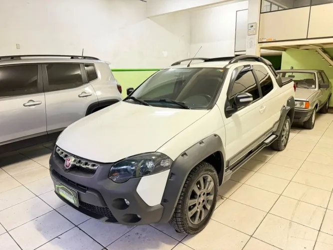 Fiat Strada Adventure1.8/ 1.8 Locker Flex CD 2019