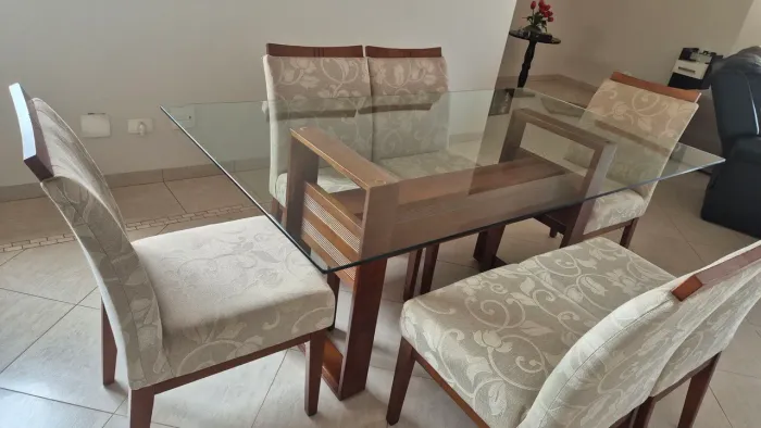 Mesa 6 lugares seminova