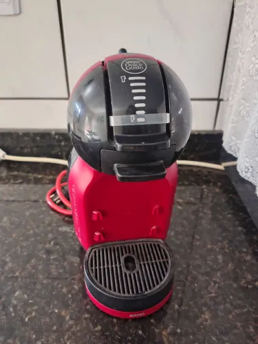 Cafeteira Arno Vermelha (nunca usada)
