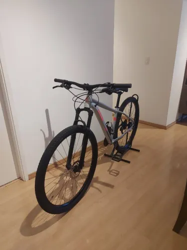 BIBICLETA CALOI EXPLORER COMP 2022/2023