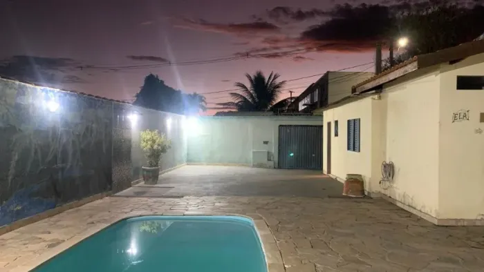 Casa em Santa Maria da Serra/SP, 1 quarto, a sala, 3 banheiro. edícula, piscina