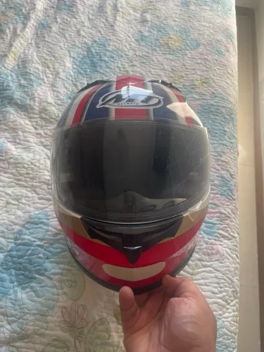 Excelente Capacete 