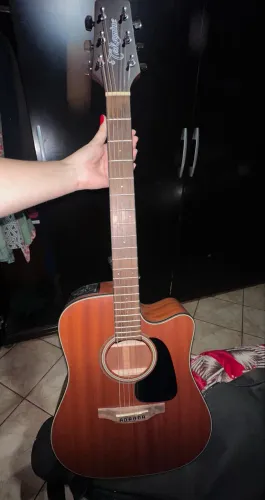 Violão Takamine GD11 Folk Eletroacústico Violão de cordas de aço, modelo folk.