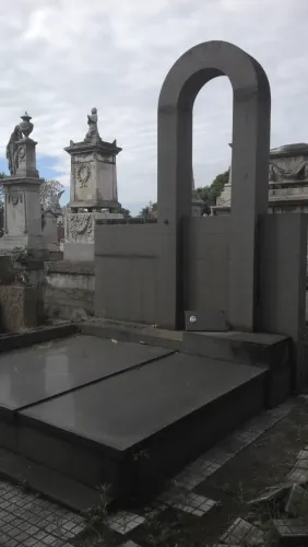 Jazigo Perpétuo do Cemitério do Caju