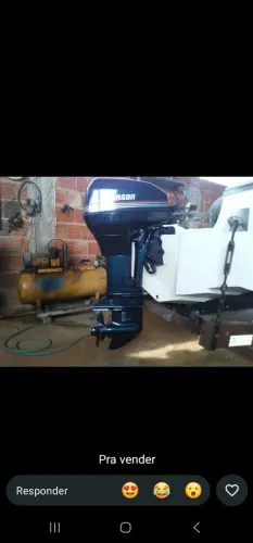 Motor de popa JONHSON de 15 HP ano 94 