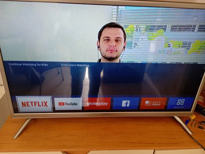 TV Semp 32 polegadas smart