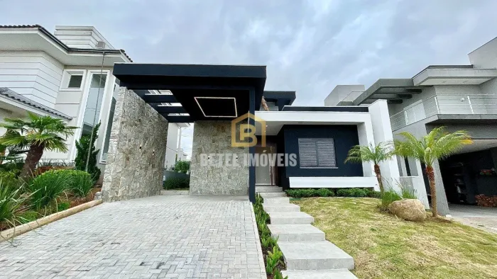 Linda casa em condomínio Villa Lucchesi