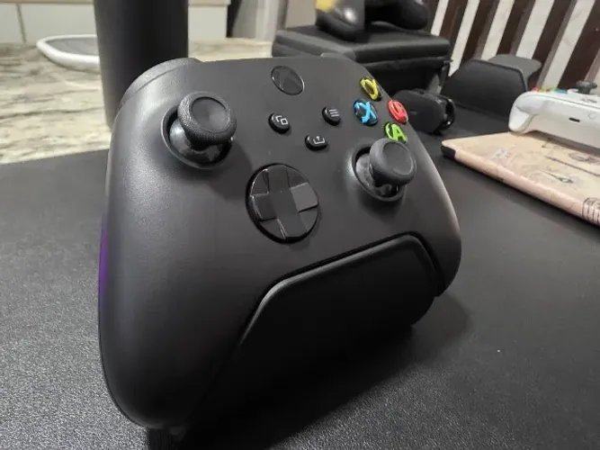 Controle Xbox Series Carbon Black (Preto) em bom estado de conservação