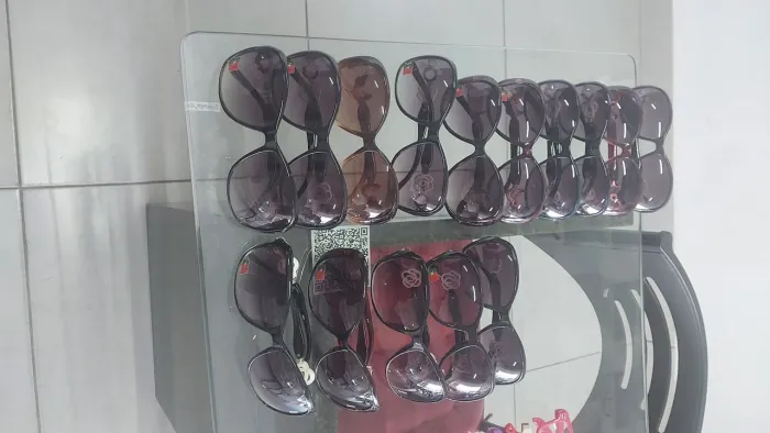 Lote com 60 óculOS