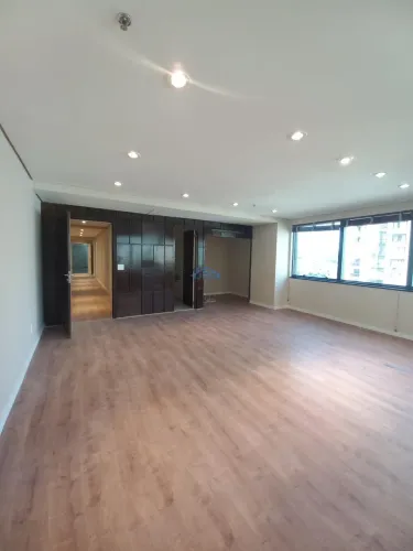 Sala para alugar em Barueri, Alphaville Industrial, com 223 m², Edifício Personal Business