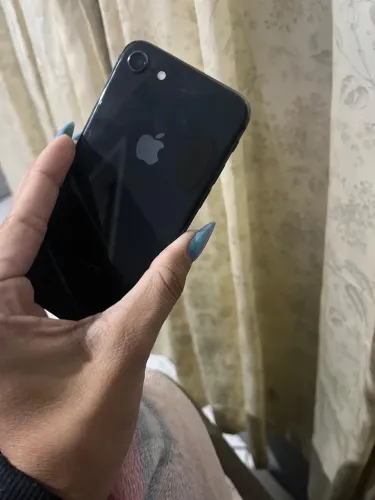 iPhone 8