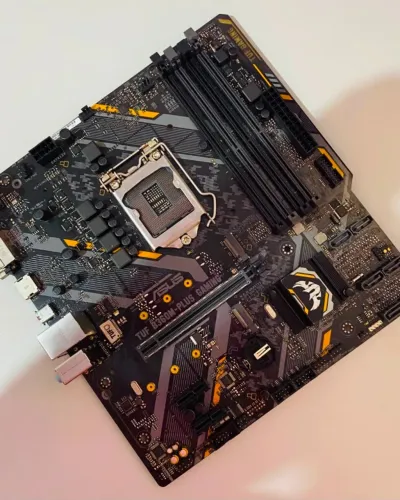 placa-mãe ASUS TUF B360M-PLUS GAMING