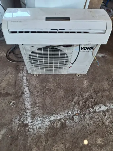 500$ ar condicionado funcionando.