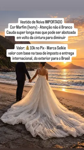 VESTIDO DE NOIVA - IMPORTADO, CAUDA LONGA, MARFIM.