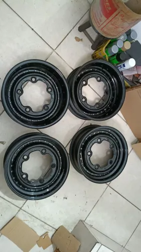 RODAS FECHADA 5 FUROS ARO 15 PRO FUSCA KOMBI KARMAN GUIA BUG BAJA 