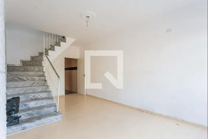 Casa à Venda - Vila Assunção, 2 Quartos, 200 m2