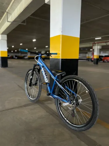 Bike vikingX azul (no precinho só pra ir rápido)