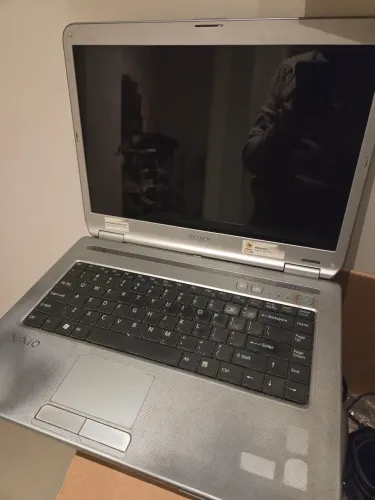 Sony VAIO PCG-7Z2L ? PARA PEÇAS / CONSERTO