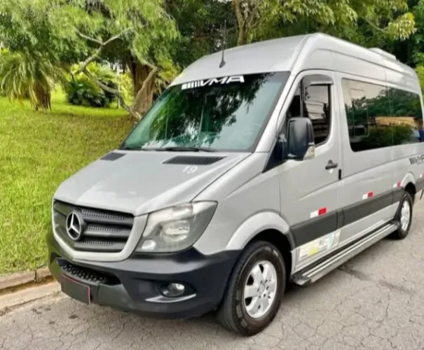 Mercedes-Benz Sprinter 415 CDI 2.2 Bi - turbo Diesel - Teto Alto - 16 Lugares ( 2017)