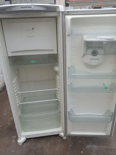 Geladeira frostfree
