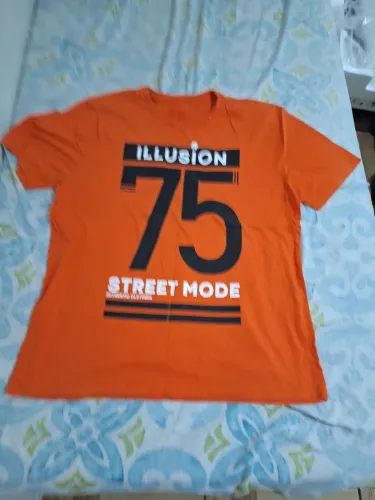 Camisa streetwear laranja