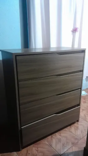 Cômoda 4 gavetas