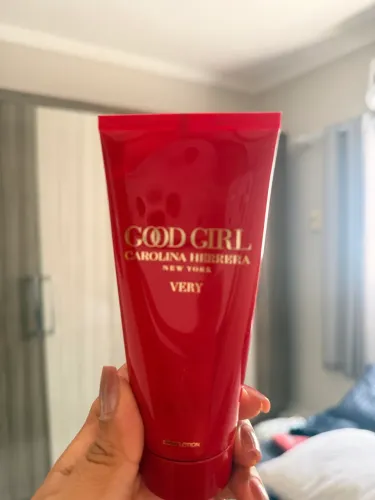 Hidratante good girl very