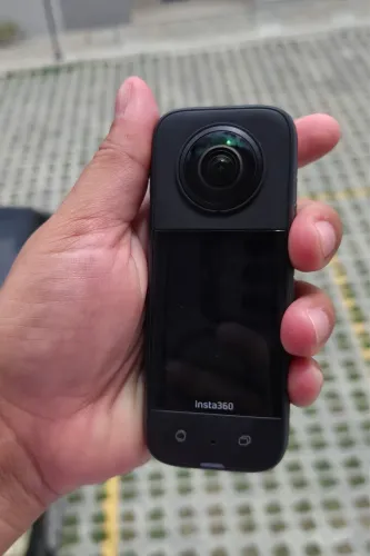 Insta360 X3