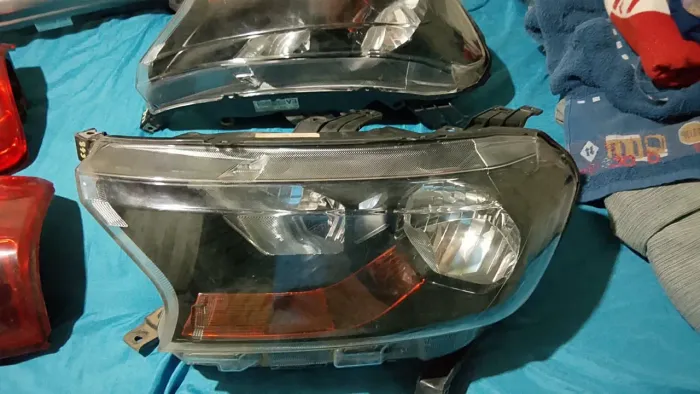 Par de Faróis Ford Ranger 2013 2014 2015 2016 Usados
