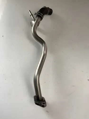 Cano Da Água Do Motor Chevrolet Cruze 1.4 Ltz 2017 2018 Cinza