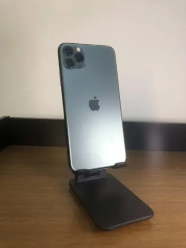 Iphone 11 pro Max cor verde meia noite 