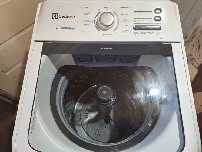 Máquina de Lavar Electrolux Essential Care 14kg LED14 - R$ 1.300