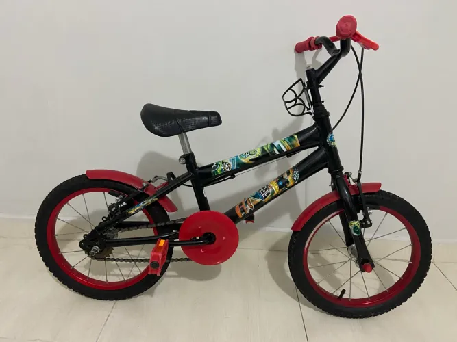 Bicicleta Hot Wheels