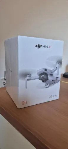 Drone DJI Mini 4K + Bolsa + 2 Baterias originais