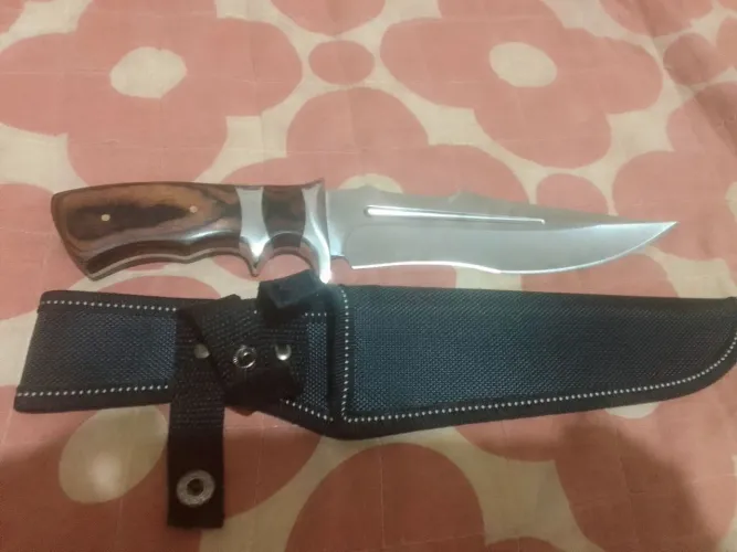 Faca profissional para churrasqueiro