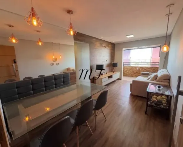 Lindo apartamento mobiliado, excelente localização