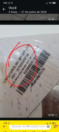 Vendo dois espelhos novos na embalagem.