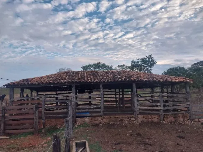 Telha cerâmica antiga